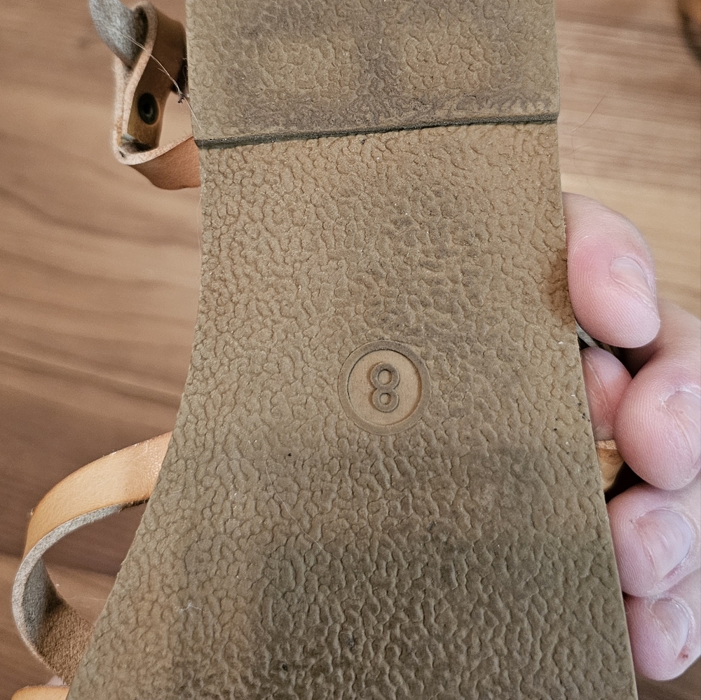 Universal Thread Sandals - Picture 2 of 2